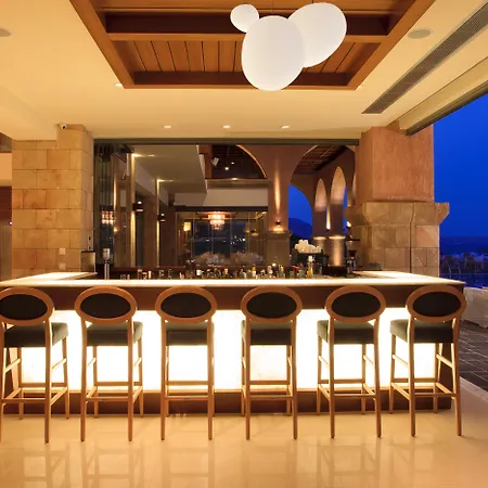 Отель Boutique 5 & - Adults Only 5*