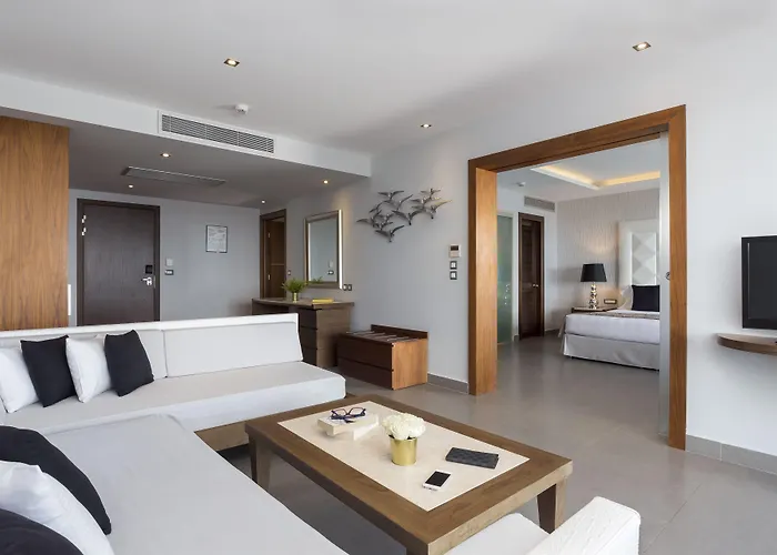 Boutique 5 & - Adults Only Kiotari