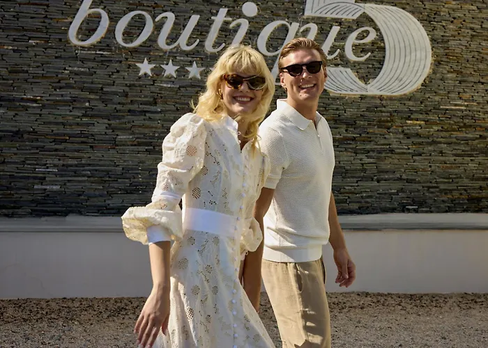 Boutique 5 & - Adults Only קיוטארי